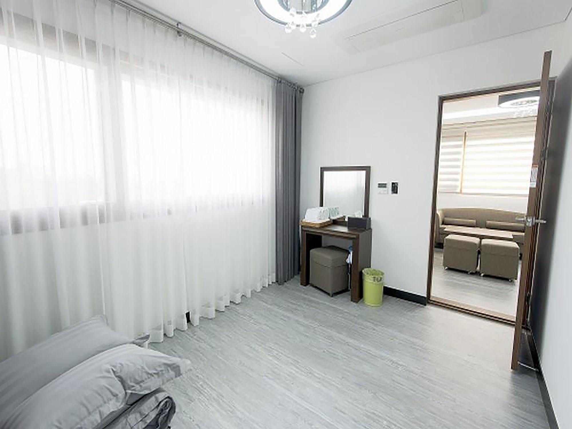 The Seri Resort Seogwipo Exterior foto